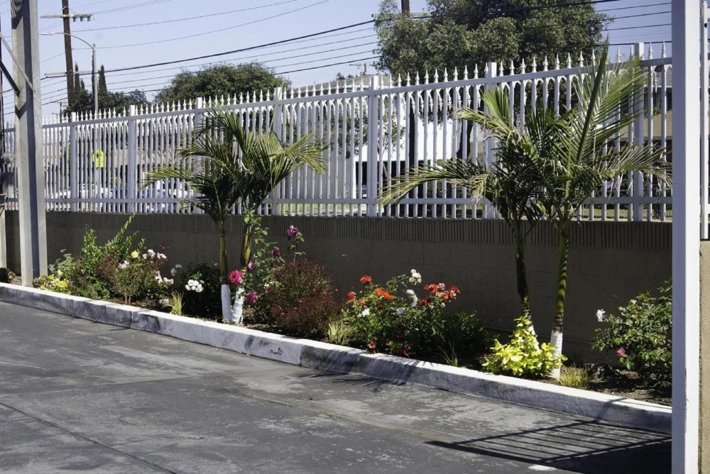 Standard 1 King Room Smoking