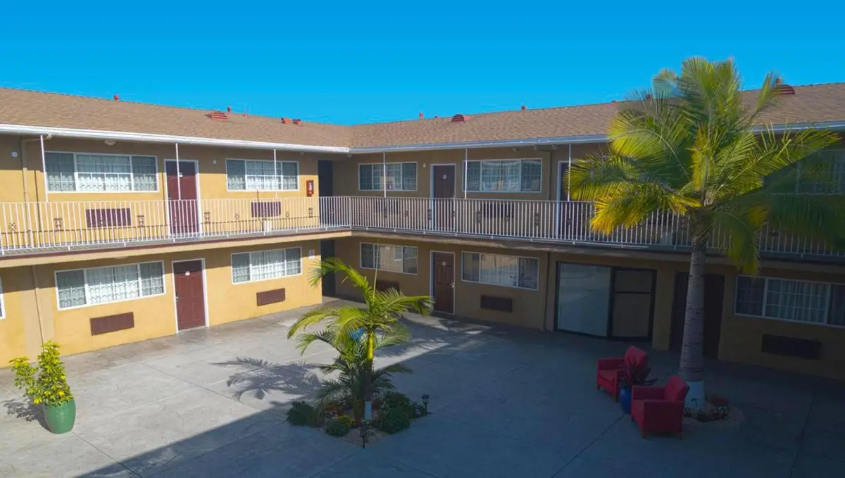 Kings Motel Inglewood Main image